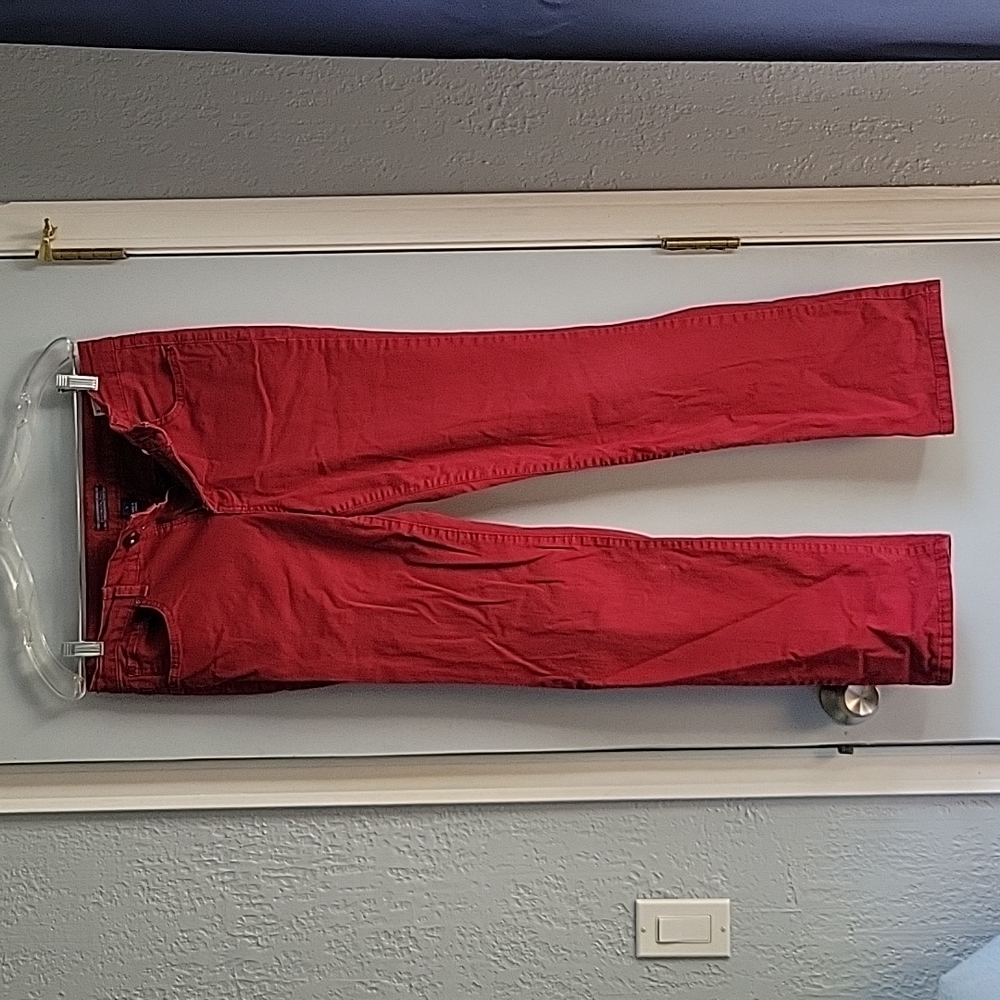 Bandolino Jeans red- like new!!